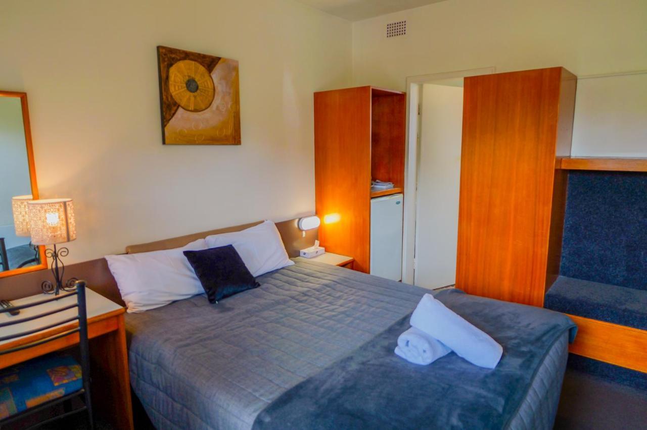 Abbotsleigh Motor Inn Armidale Buitenkant foto