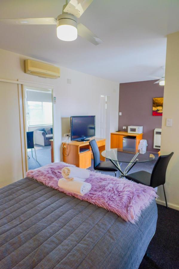 Abbotsleigh Motor Inn Armidale Buitenkant foto