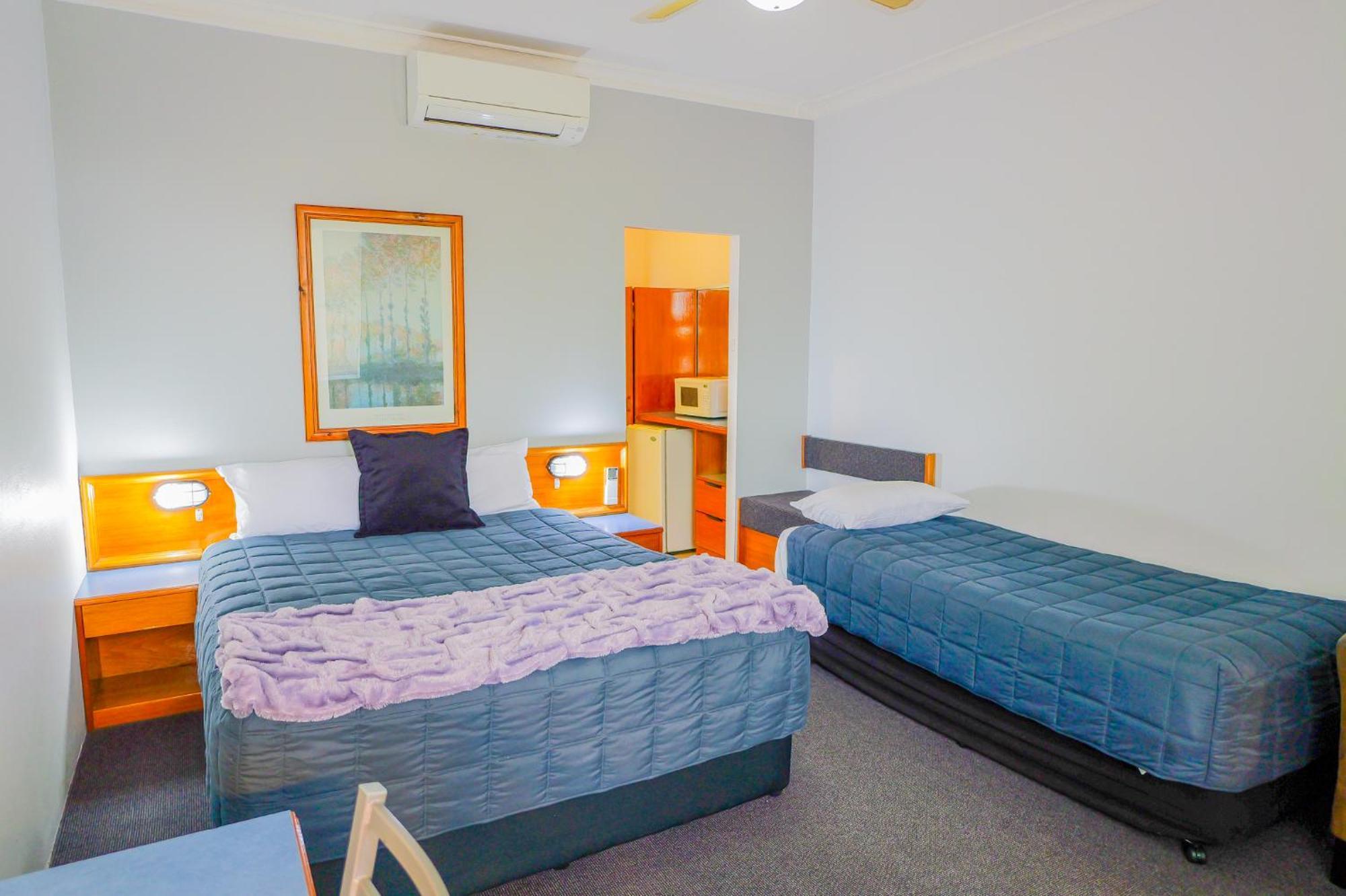 Abbotsleigh Motor Inn Armidale Buitenkant foto