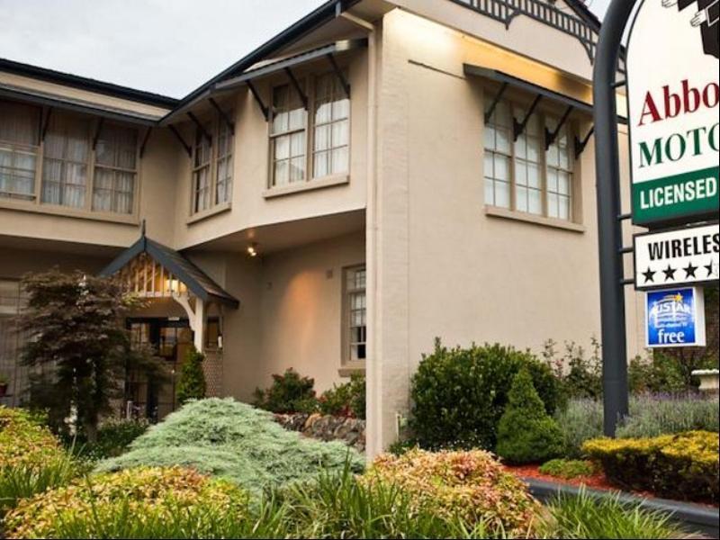 Abbotsleigh Motor Inn Armidale Buitenkant foto